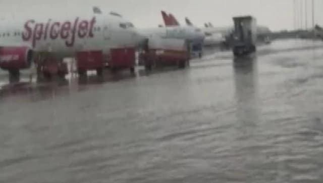 16 Flights Diverted As Bad Weather Hits Delhi Airport – Firstpost