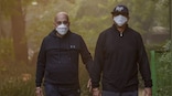 Delhi chokes in polluted air; doctors recommend mandatory wearing of masks, staying indoors