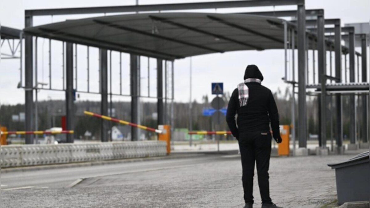 Finland to close border crossings with Russia over migrant influx