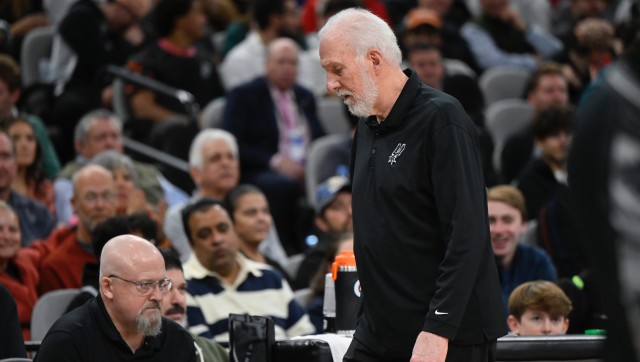 'Stop all the booing!': Gregg Popovich lets rip as Spurs fans target Kawhi Leonard 'Stop all the booing!': Gregg Popovich lets rip as Spurs fans target Kawhi Leonard