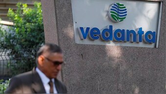 India's Hi-Res Future: Vedanta looks to partner with Taiwan’s Innolux, make displays in India