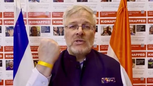 Israel envoy to India urges people to click pics wearing yellow band to commemorate 26/11 Mumbai terror attacks' 15 yrs Israel envoy to India urges people to click pics wearing yellow band to commemorate 26/11 Mumbai terror attacks' 15 yrs