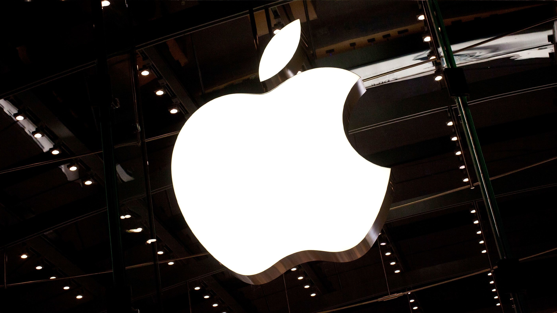 Major setback for Apple, faces tax bill of $14 billion in EU for artificially lowering taxes to 0.0005% Major setback for Apple, faces tax bill of $14 billion in EU for artificially lowering taxes to 0.0005%