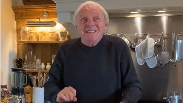 Anthony Hopkins grooving to an Italian song is a whole mood
