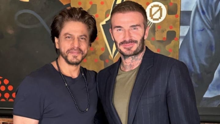 Two legends in one frame! Shah Rukh Khan & David Beckham ooze swag and charm as they pose together at Mannat bash