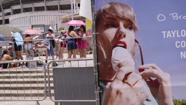 Taylor Swift’s Rio tour marred by deaths, muggings and a dangerous heat wave Taylor Swift’s Rio tour marred by deaths, muggings and a dangerous heat wave