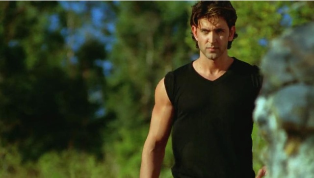 17 years of Dhoom 2: Hrithik Roshan's iconic moments from the film that steal the show 17 years of Dhoom 2: Hrithik Roshan's iconic moments from the film that steal the show