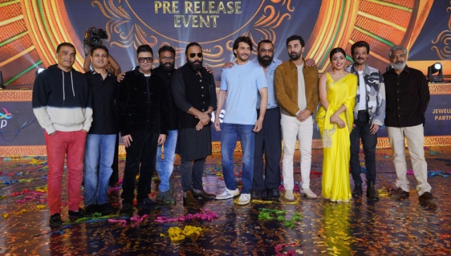 Mahesh Babu and SS Rajamouli add charm to the already magnificent Animal pre-release event in Hyderabad Mahesh Babu and SS Rajamouli add charm to the already magnificent Animal pre-release event in Hyderabad