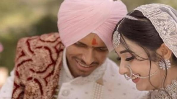 India pacer Navdeep Saini marries girlfriend Swati Asthana; See photos