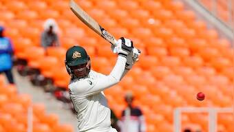 Peter Handscomb refuses to leave after getting caught, umpires forced to act; WATCH