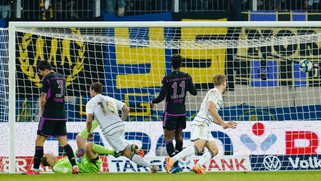 German Cup: Bayern Munich eliminated by third-division Saarbruecken with stoppage time winner German Cup: Bayern Munich eliminated by third-division Saarbruecken with stoppage time winner