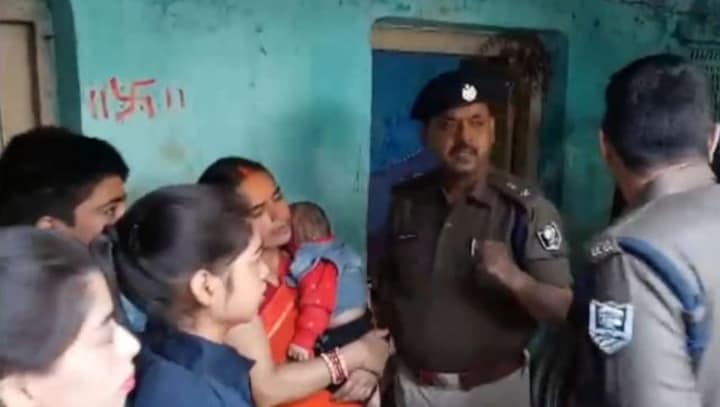 Bihar: Six of family returning from Chhath Puja shot over 'love affair' in Lakhisarai; 2 dead, others critical