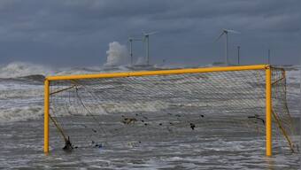 Ten dead as Storm Ciaran batters Western Europe