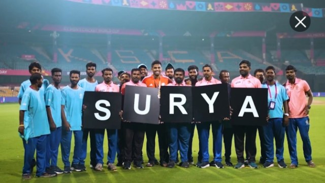 India vs Netherlands: T Dilip uses heart-warming method to announce 'best fielder' India vs Netherlands: T Dilip uses heart-warming method to announce 'best fielder'