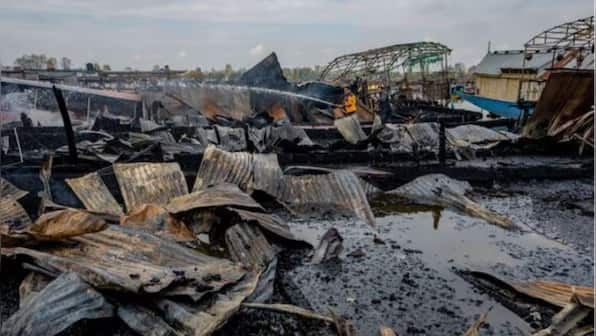 J&K: Mehbooba Mufti pays visit to Dal lake fire victims that killed 3 foreign tourists