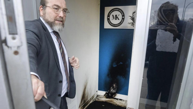 Jewish community center attacked with firebomb in Canada Jewish community center attacked with firebomb in Canada