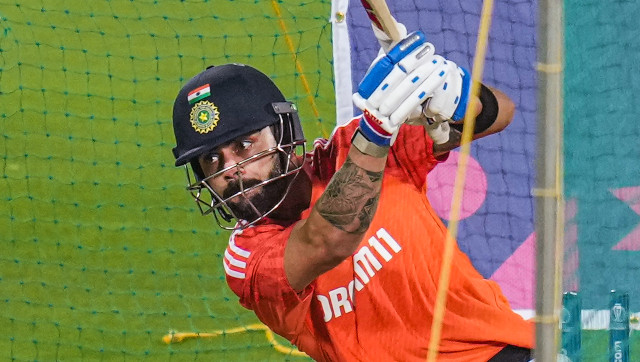 World Cup 2023: Virat Kohli trains in Bengaluru with potential India-New Zealand semi-final in mind World Cup 2023: Virat Kohli trains in Bengaluru with potential India-New Zealand semi-final in mind
