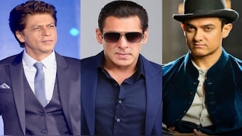 When Anupam Kher wished to cast Shah Rukh Khan, Aamir Khan Khan, Salman Khan in Om Jai Jagdish; here's what happened