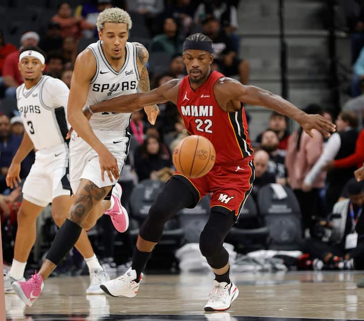 Butler shines as Heat push NBA win streak to seven games