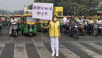 Odd-even rule makes a comeback in polluted Delhi, to be applicable from 13 to 20 November