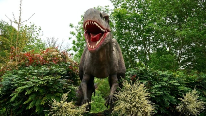A Jurrasic World: Do dinosaurs still exist?