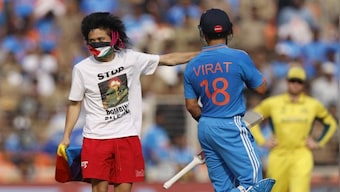 Who is the pitch invader at India-Aus final?