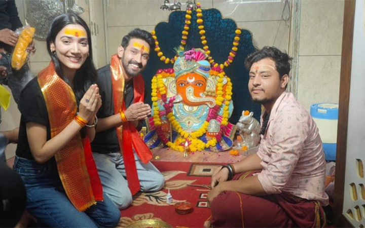 12th Fail: Vikrant Massey and Medha Shankr visit Ujjain to seek blessings of Mahakaleshwar for the film's success