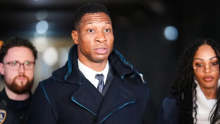Marvel, Disney drop actor Jonathan Majors after he’s convicted of assaulting his former girlfriend Marvel, Disney drop actor Jonathan Majors after he’s convicted of assaulting his former girlfriend