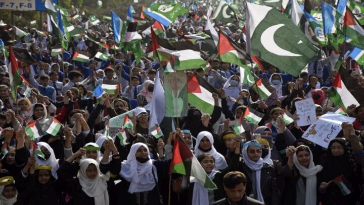 Why has Pakistan banned all New Year's celebrations?