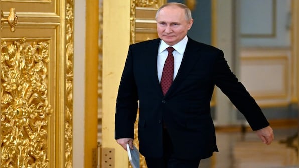 Putin's visit to Saudi Arabia, UAE; Republican debate: Top news today