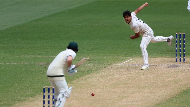 Australia vs Pakistan: Second Test delayed after third umpire gets stuck in lift Australia vs Pakistan: Second Test delayed after third umpire gets stuck in lift