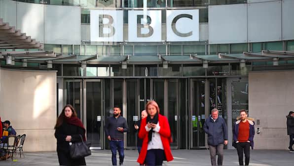 BBC likely to get below-inflation rise in licence fees, will force further cuts to staffing, programmes