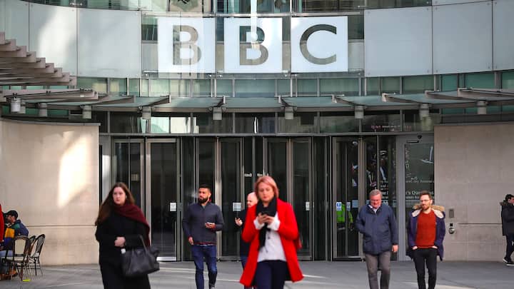 BBC likely to get below-inflation rise in licence fees, will force further cuts to staffing, programmes