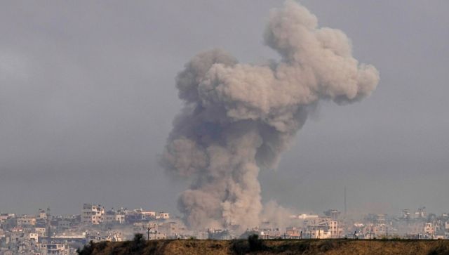 Israel launches heavy strikes across central & southern Gaza’s Khan Younis after widening its offensive Israel launches heavy strikes across central & southern Gaza’s Khan Younis after widening its offensive