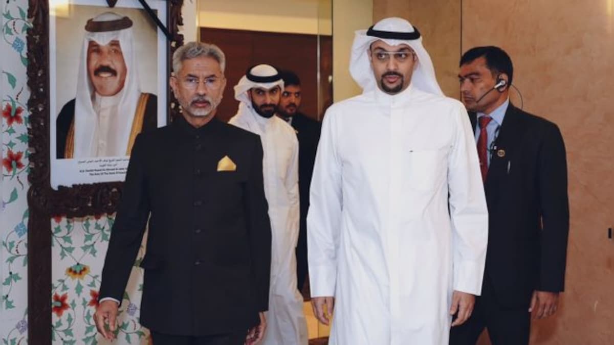 EAM S Jaishankar visits Kuwaiti mission, condoles demise of Emir