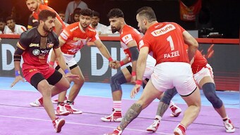 PKL 2023-24: Sonu shines yet again as Gujarat Giants defeat Bengaluru Bulls in a thriller