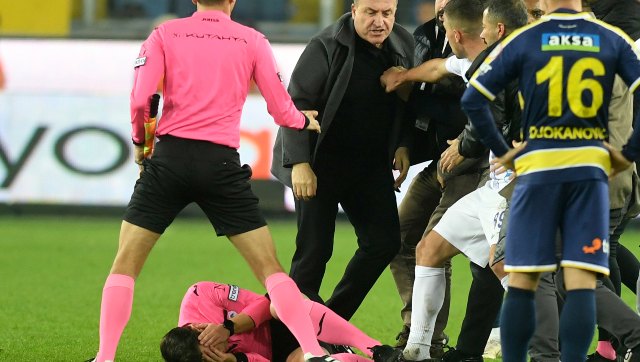 Turkey Super Lig matches to resume on 19 December after suspension caused by attack on referee Turkey Super Lig matches to resume on 19 December after suspension caused by attack on referee
