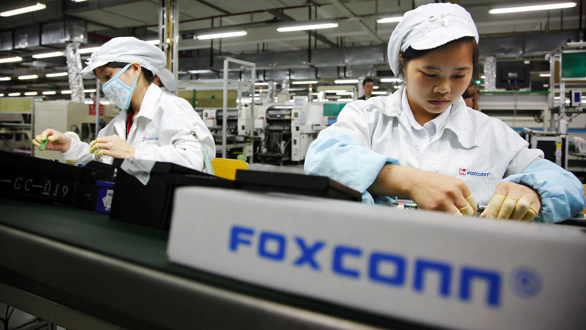 India Semicon: Foxconn submits application for setting up its Indian semiconductor fab plant India Semicon: Foxconn submits application for setting up its Indian semiconductor fab plant