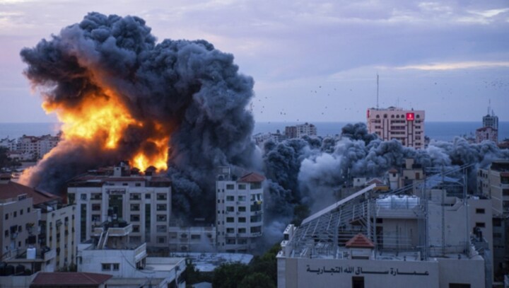 Blinken, Wang Yi discuss Israel-Hamas war on call, stresses need to de-escalate conflict