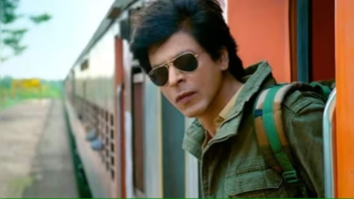 #AskSrk: As a fan asks about expecting romance in Dunki, Shah Rukh Khan replies, 'Main hoon aur Romance na ho...'