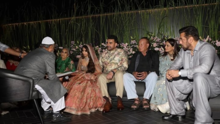Arbaaz Khan takes a hilarious dig at his singing skills after dedicating 'Tere Mast Mast Do Nain' to wife Sshura Khan