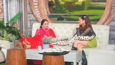 Bigg Boss 17: Ayesha Khan asks Ankita Lokhande to 'lick her legs'; leaves fans offended