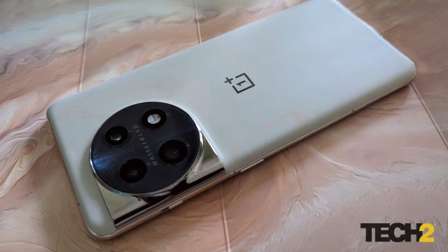 Best phones under Rs 75,000 (Dec 2023): Google Pixel 7 Pro, Apple iPhone 14 to OnePlus 11 5G Best phones under Rs 75,000 (Dec 2023): Google Pixel 7 Pro, Apple iPhone 14 to OnePlus 11 5G