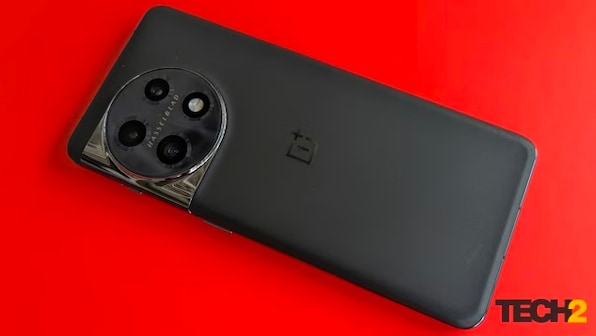 Best phones under Rs 60,000 (Dec 2023): OnePlus 11 5G, Apple iPhone 13 to Nothing Phone (2)