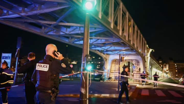 1 killed, 2 injured in Paris attack near Eiffel Tower