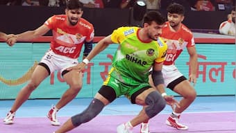 PKL 2023-24: Patna Pirates halt Gujarat Giants’ juggernaut, Jaipur Pink Panthers and Bengal Warriors play out first tie