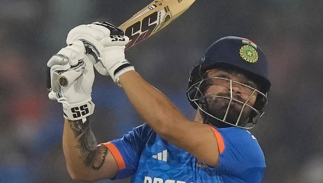 Rinku Singh says ‘sorry’ for breaking media box glass during India vs South Africa 2nd T20I Rinku Singh says ‘sorry’ for breaking media box glass during India vs South Africa 2nd T20I