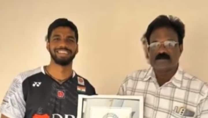 Watch: Satwiksairaj Rankireddy’s shares his father's adorable reaction to unboxing of Guinness World Record certificate