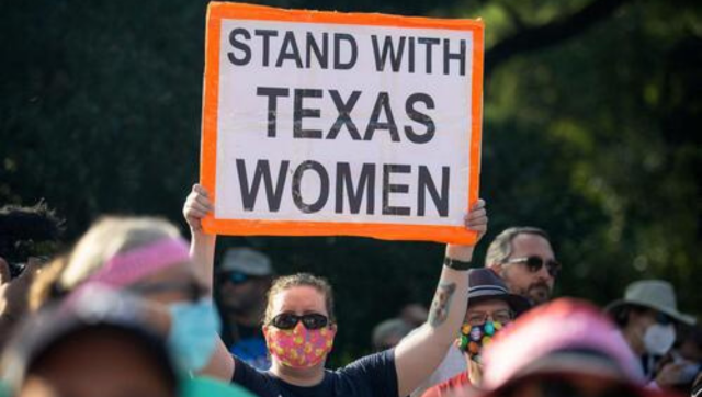 Pregnant woman in Texas suing state over abortion ban since giving birth can be fatal, US court hears Pregnant woman in Texas suing state over abortion ban since giving birth can be fatal, US court hears