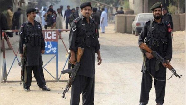 Suicide bombing in Pakistan military base kills 23